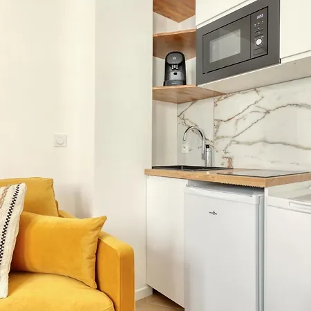 Apartment Cutie And Stylish Studio In The Luxury 16th *